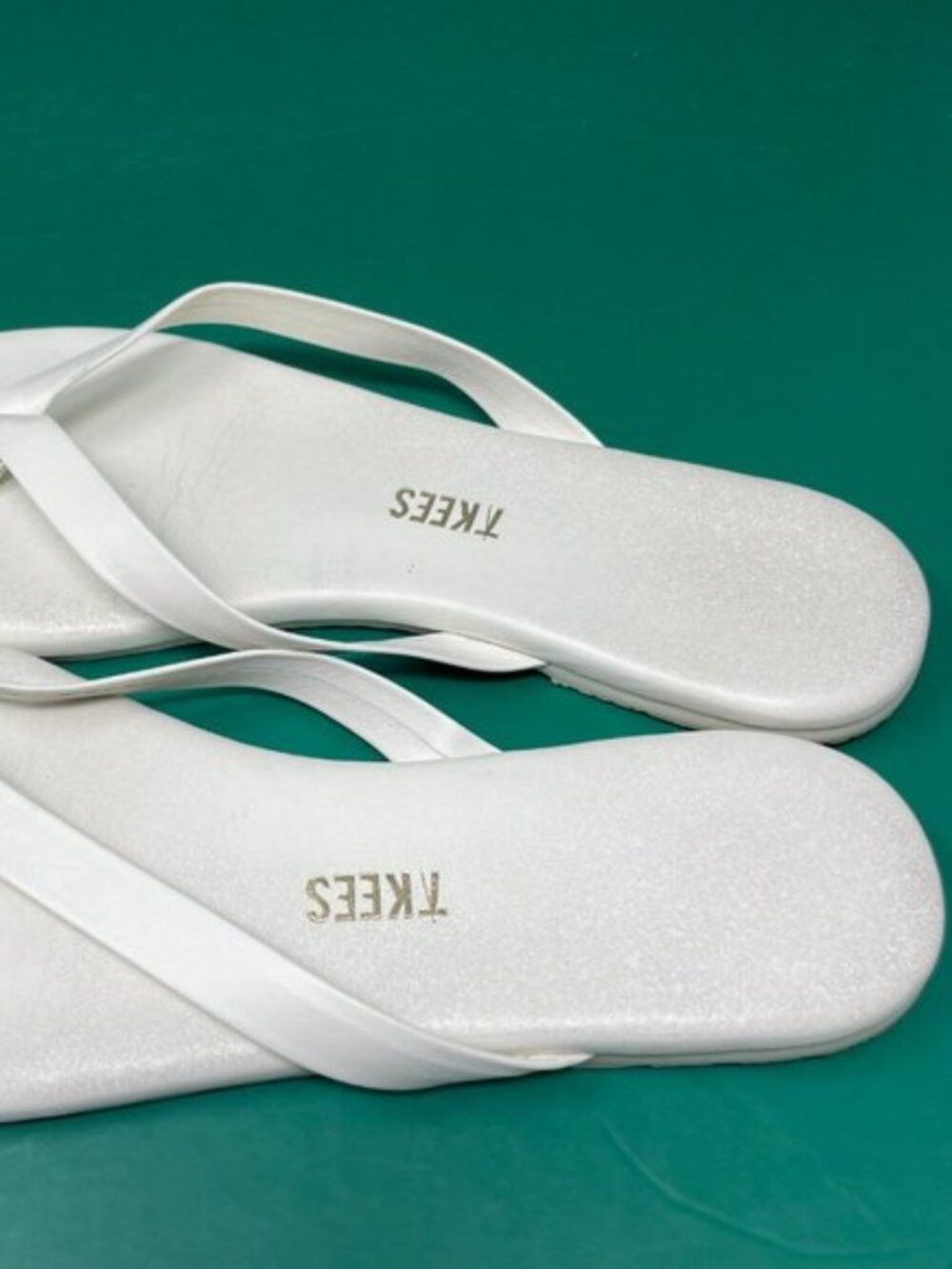 Tkees | Riley Sandals - Picture 3 of 7